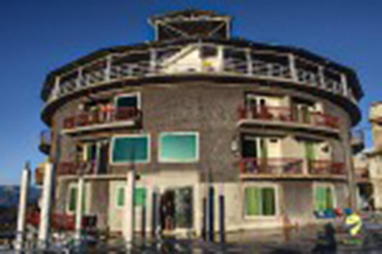 Frontier Tower Hotel Malam Jabba Ngoại thất bức ảnh